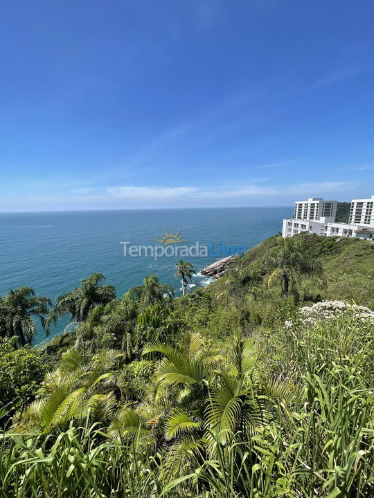 Casa para aluguel de temporada em Guarujá (Praia do Pernambuco)