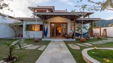 Casa para alquilar en São Sebastião - Juquehy