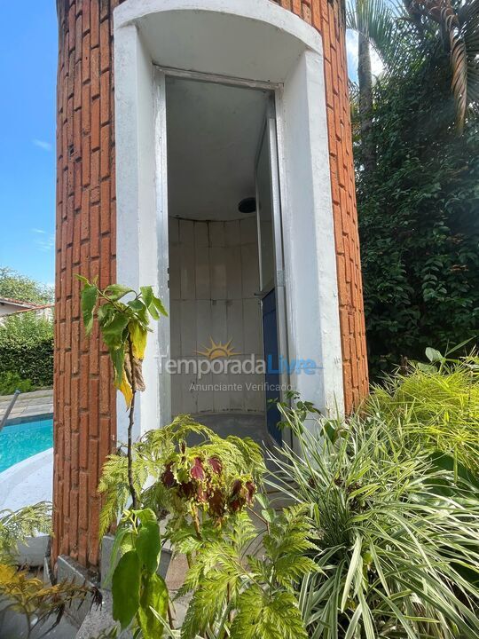 Casa para aluguel de temporada em Guarujá (Enseada)