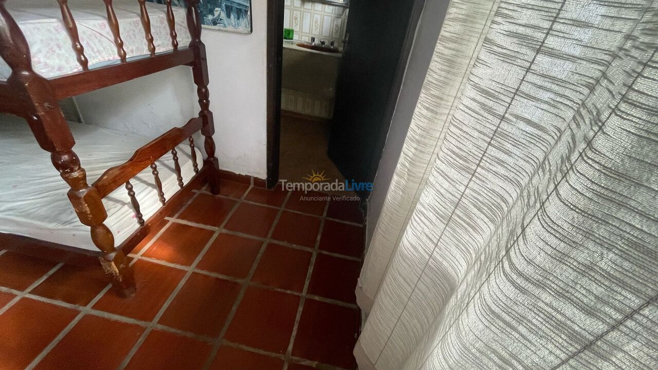 Casa para aluguel de temporada em Guarujá (Enseada)