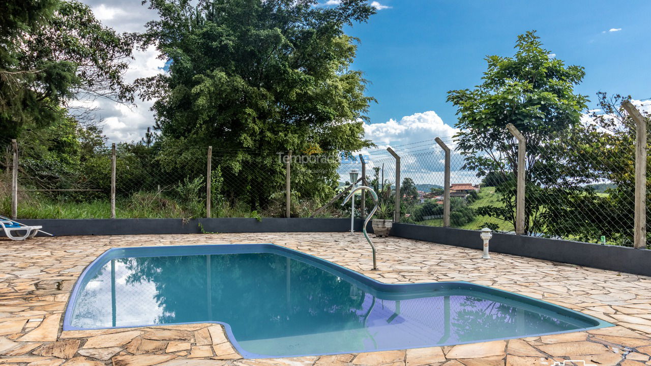 Casa para alquiler de vacaciones em Santa Branca (Jardim Santa Cecília)