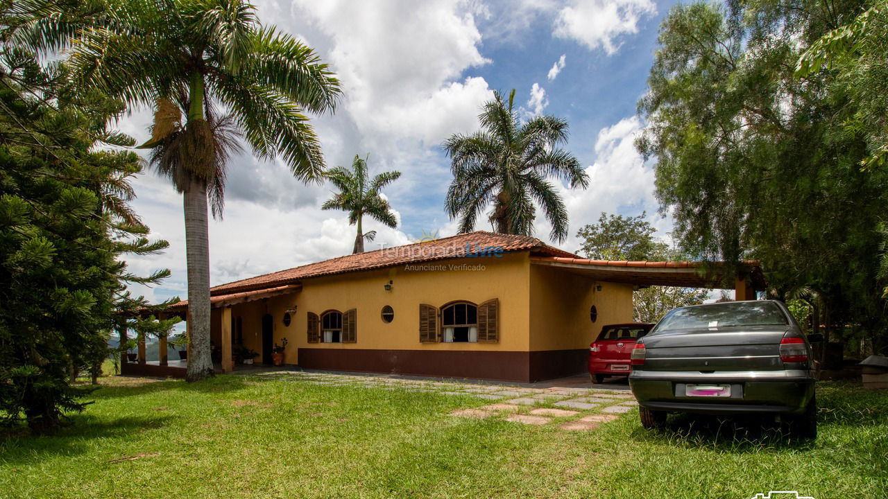 Casa para alquiler de vacaciones em Santa Branca (Jardim Santa Cecília)