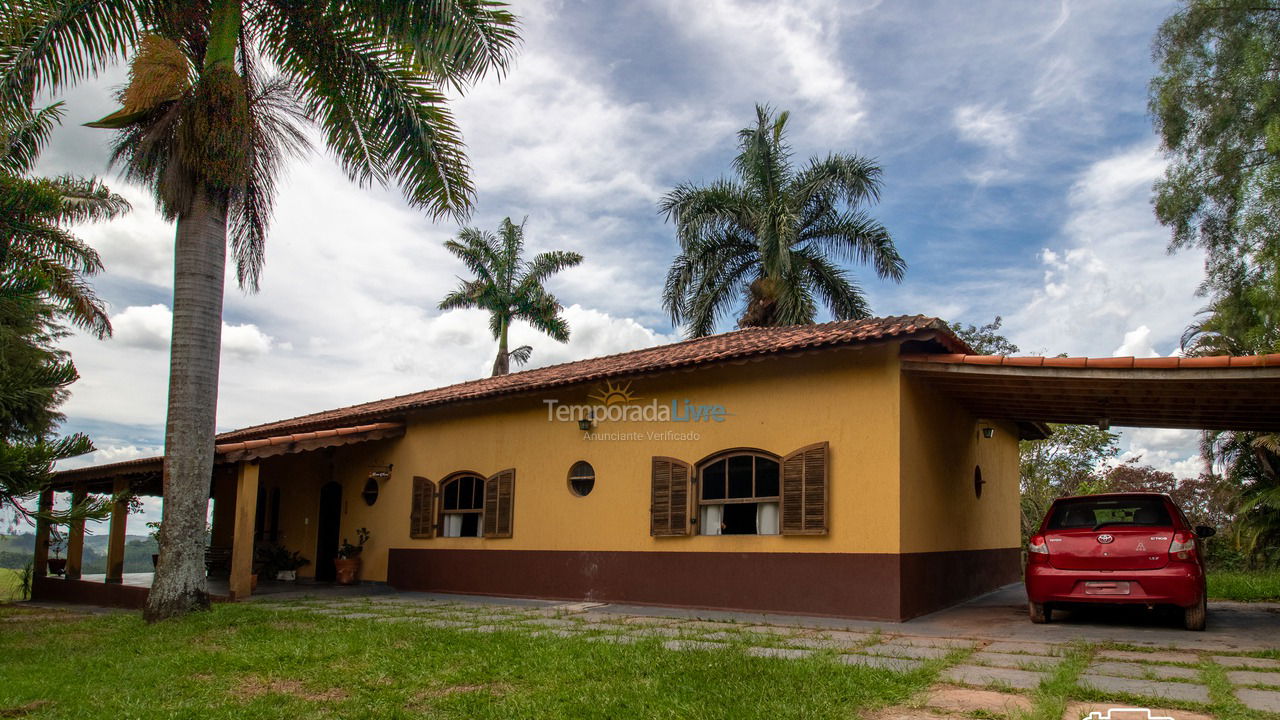 Casa para alquiler de vacaciones em Santa Branca (Jardim Santa Cecília)