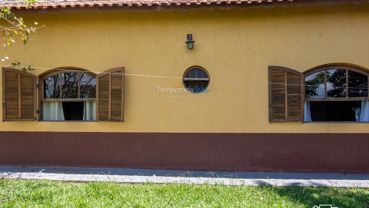 Casa para alquiler de vacaciones em Santa Branca (Jardim Santa Cecília)