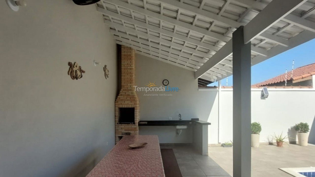 House for vacation rental in Peruíbe (Jardim Icaraíba)