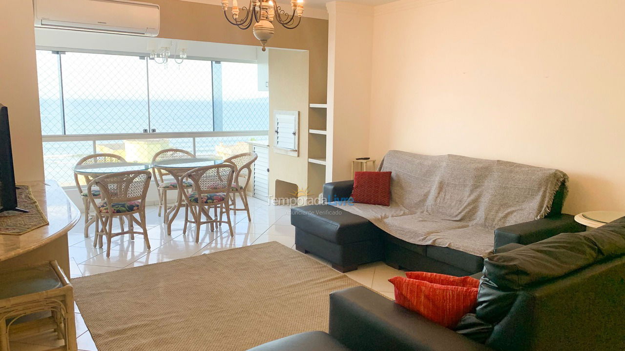 Apartamento para aluguel de temporada em Itapema (Meia Praia)