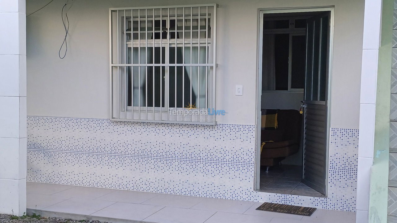 Casa para aluguel de temporada em Florianópolis (Barra da Lagoa)