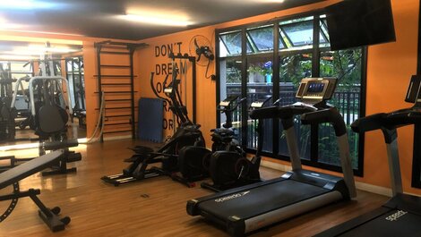 Amazing view, pool, gym | Brazilian Corner