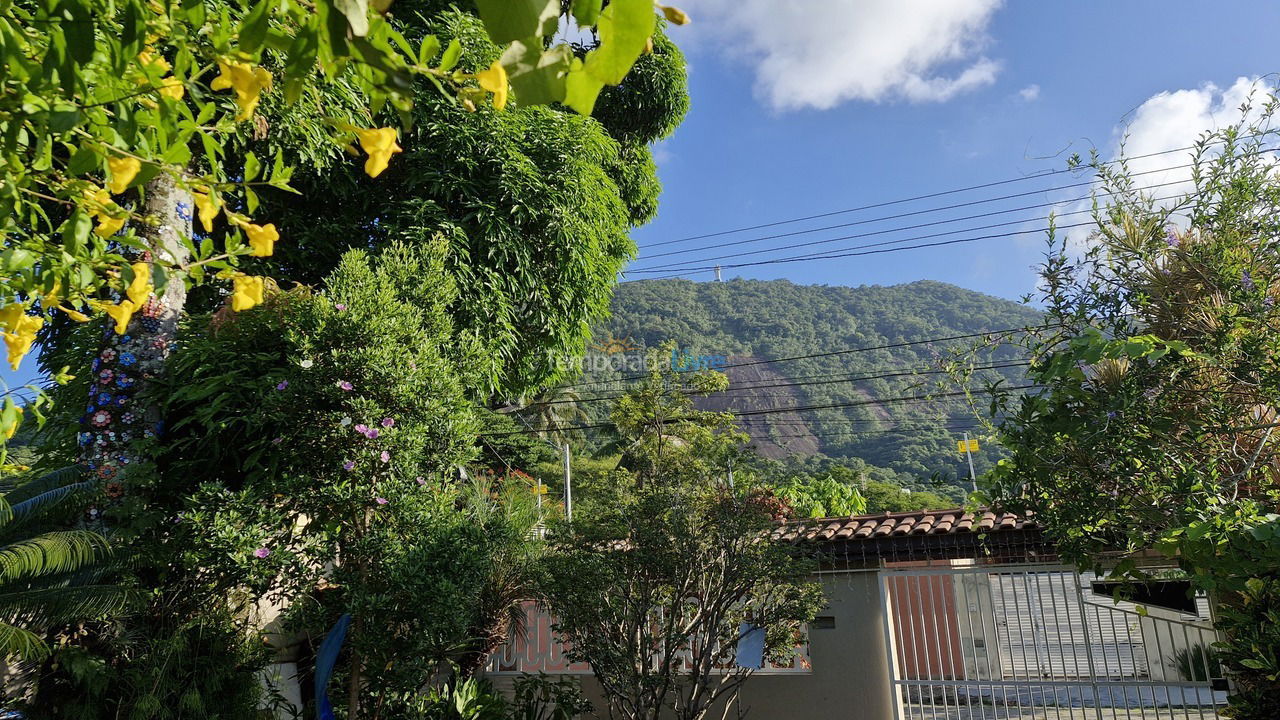 Casa para aluguel de temporada em Caraguatatuba (Centro)