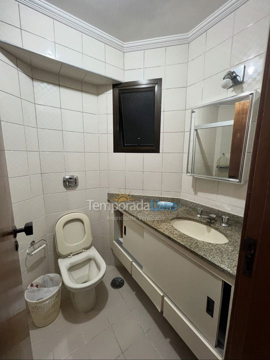 Apartment for vacation rental in Guarujá (Enseada)