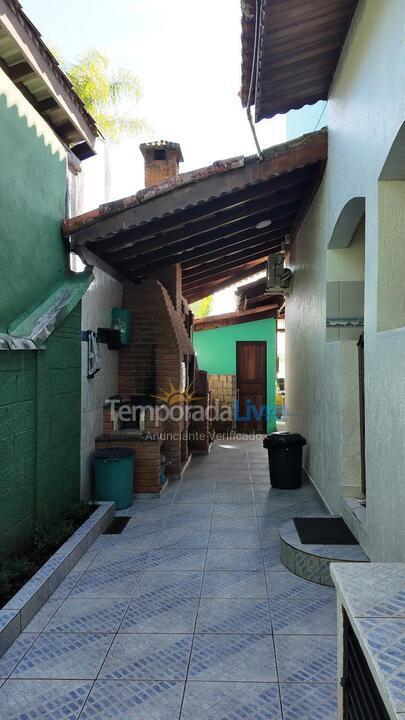 Casa para aluguel de temporada em Ilha Comprida (Boqueirão Sul)