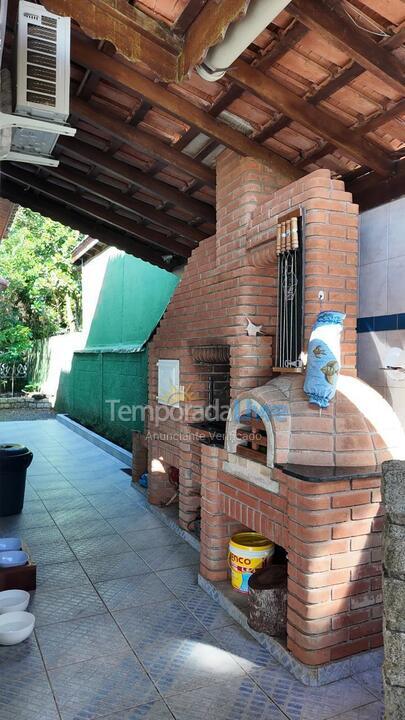 Casa para aluguel de temporada em Ilha Comprida (Boqueirão Sul)