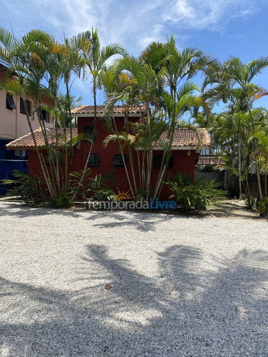 Casa para aluguel de temporada em Ubatuba (Maranduba)