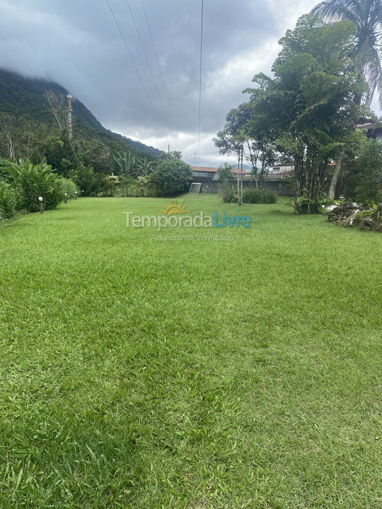 Casa para alquiler de vacaciones em Ubatuba (Maranduba)