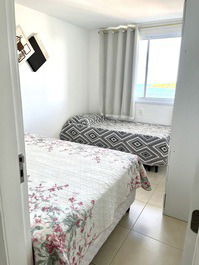 Segundo quarto 1 cama casal e 1 de solteiro com auxiliar 