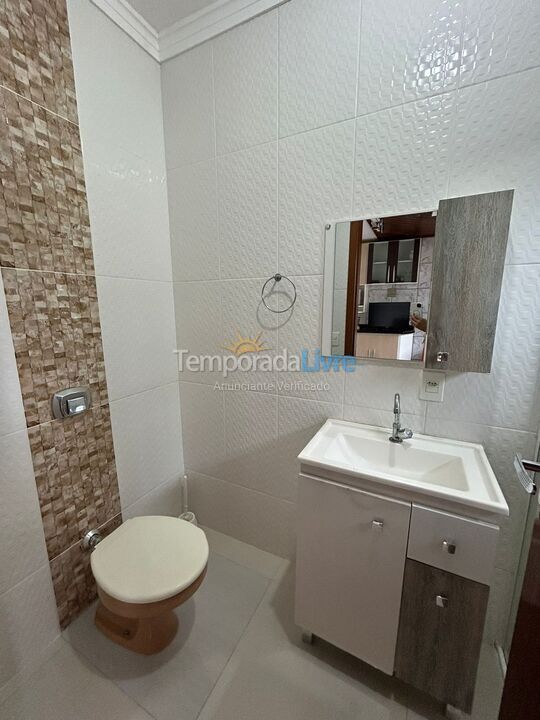 Apartamento para aluguel de temporada em Bombinhas (Canto Grande)