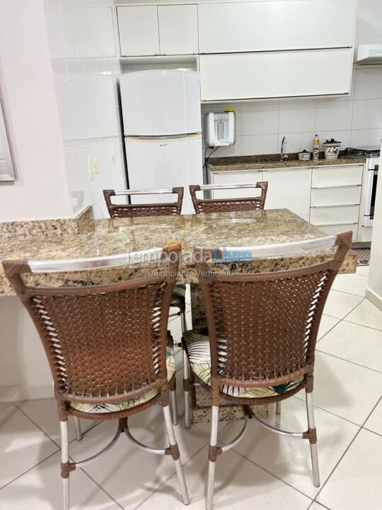 Apartamento para aluguel de temporada em Ubatuba (Praia Grande)