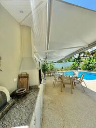 House in a gated community on Baleia beach