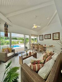 House in a gated community on Baleia beach