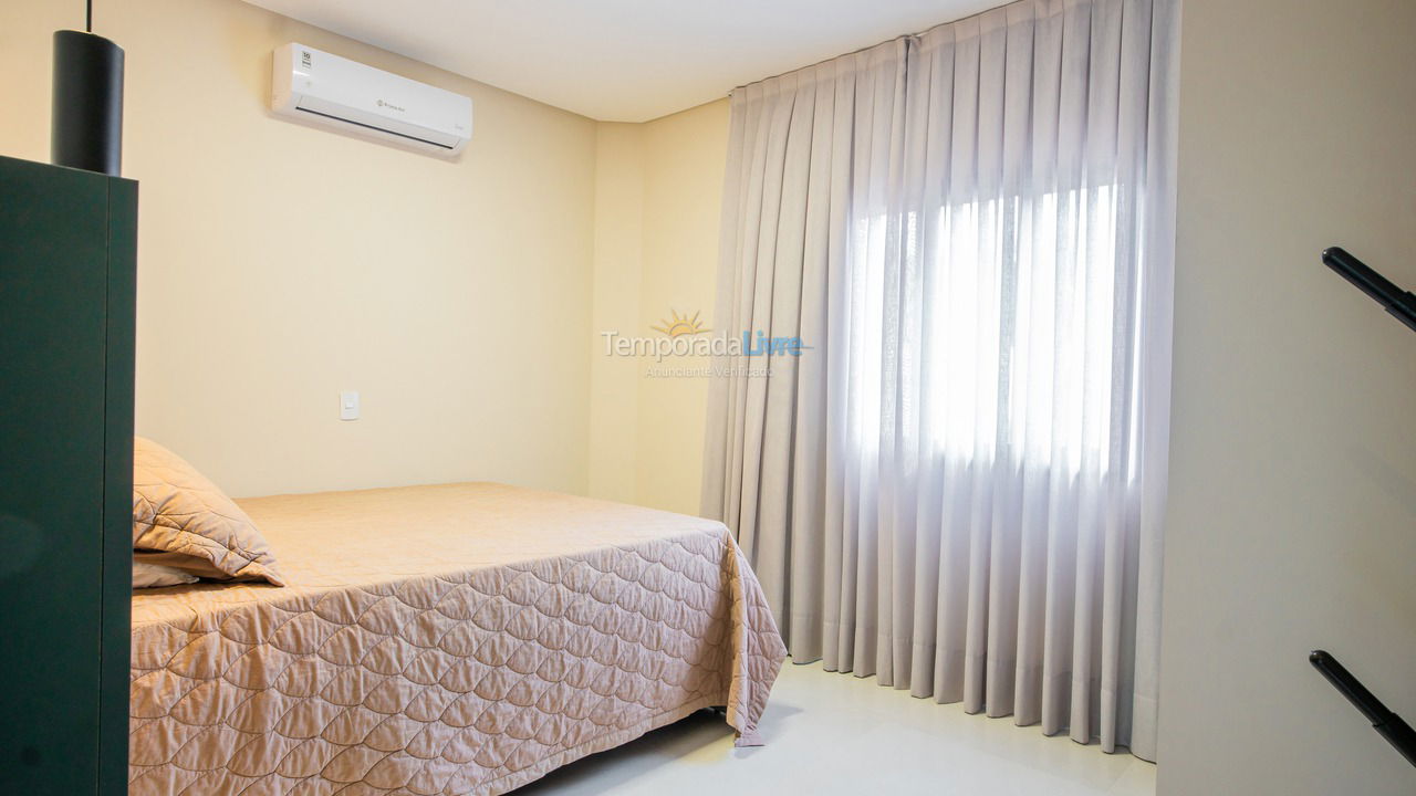 Casa para aluguel de temporada em Bombinhas (Morrinhos)