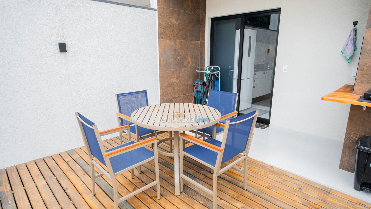 Casa para aluguel de temporada em Bombinhas (Morrinhos)