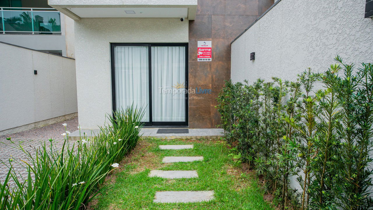 Casa para aluguel de temporada em Bombinhas (Morrinhos)