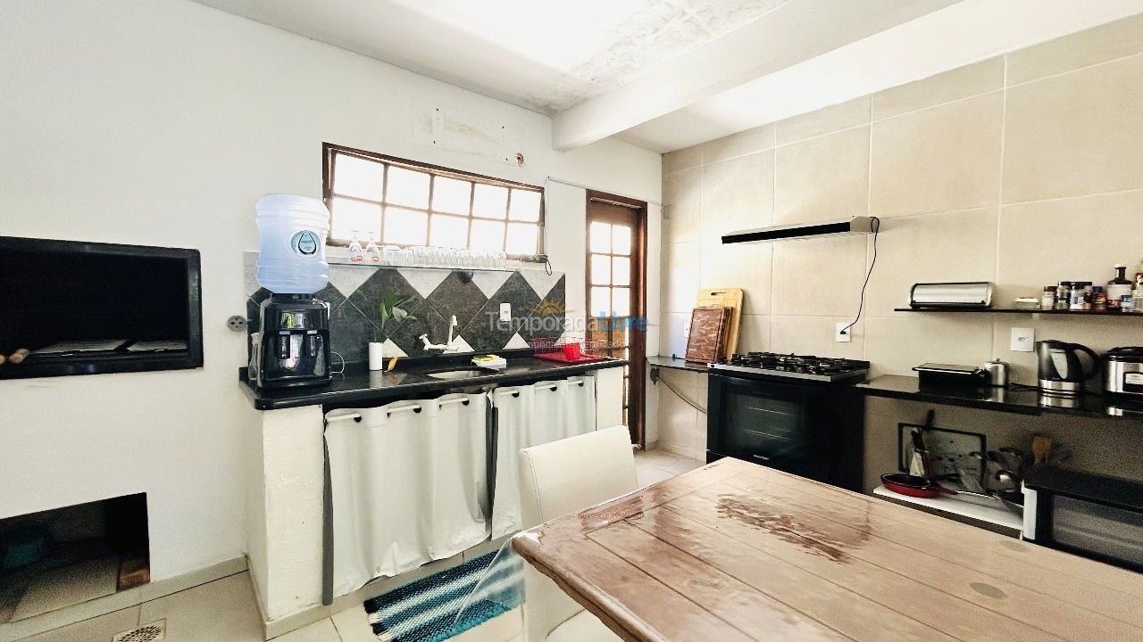 Casa para aluguel de temporada em Florianopolis (Praia dos Ingleses)