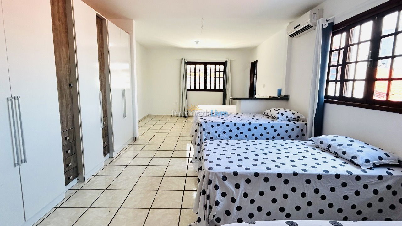 Casa para aluguel de temporada em Florianopolis (Praia dos Ingleses)