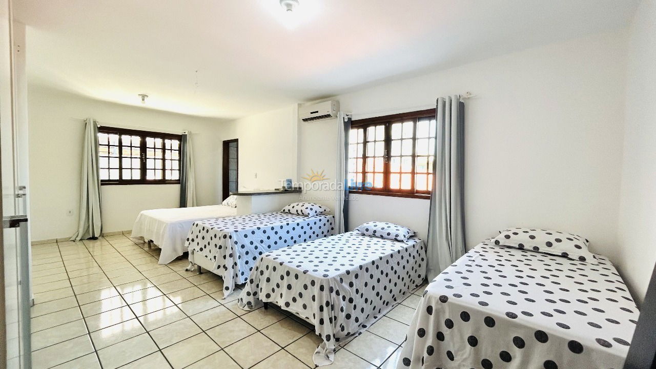 Casa para aluguel de temporada em Florianopolis (Praia dos Ingleses)