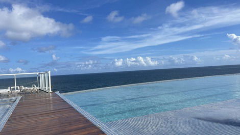 Loft Apartment - Sea View - Infinity Pool in Rio Vermelho