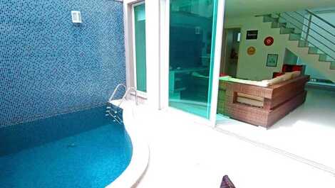 CASA DENTRO DE CONDOMÍNIO NO CORAÇÃO DE JUQUEHY