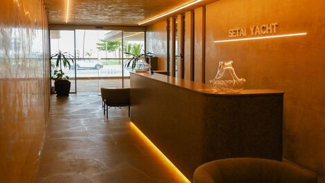 Setai Yacht Studio 2 - By Almare Flats