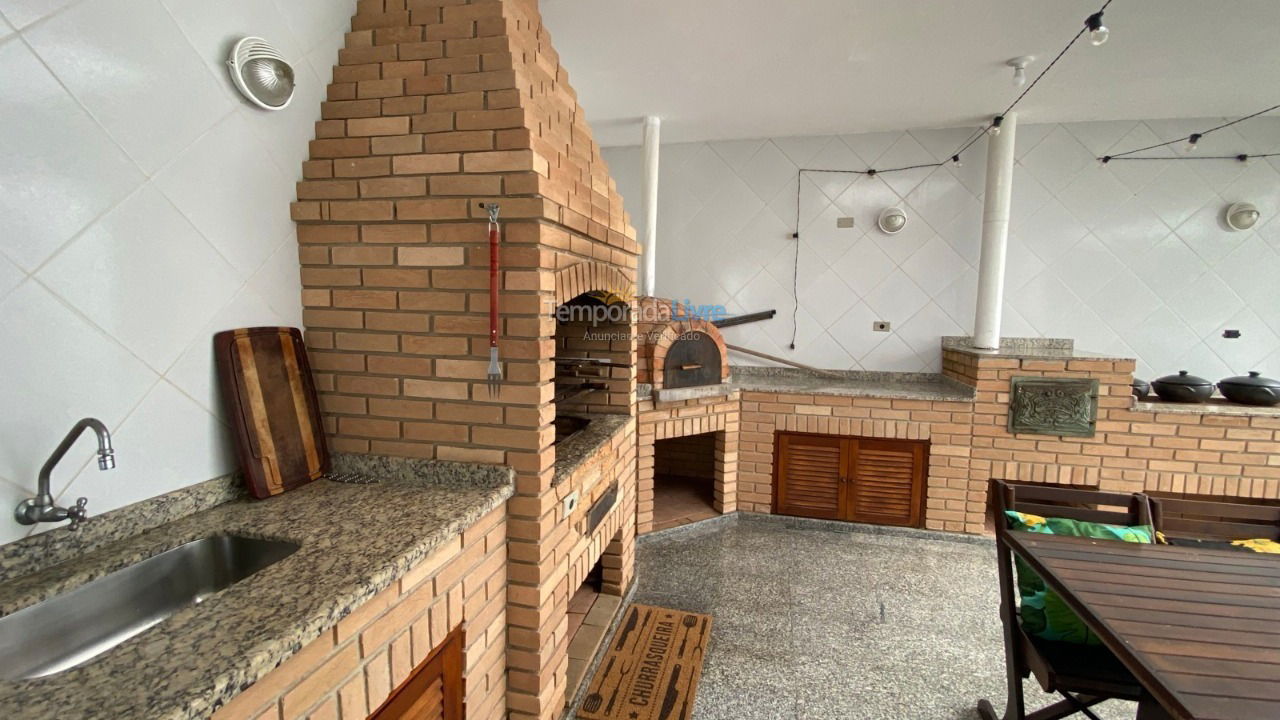 House for vacation rental in Guarujá (Praia do Pernambuco)