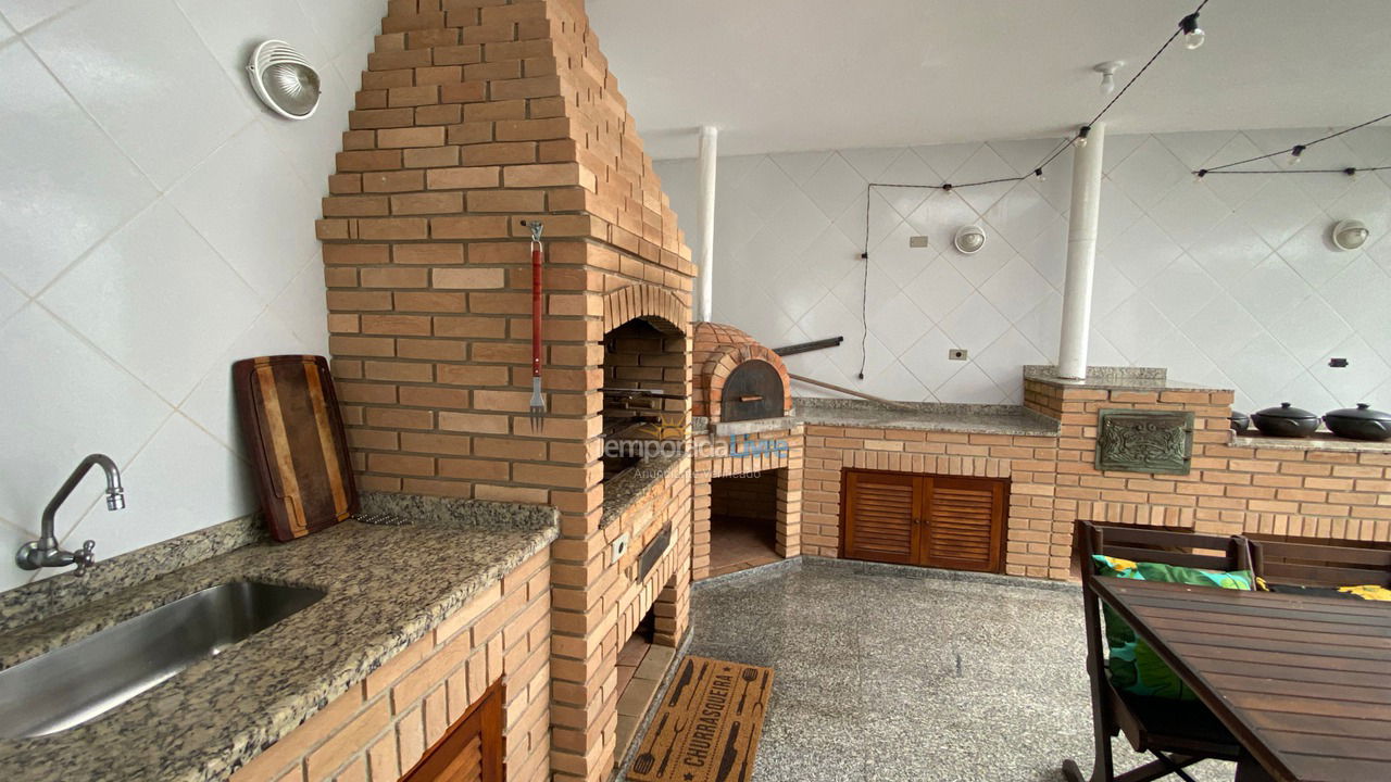 House for vacation rental in Guarujá (Praia do Pernambuco)