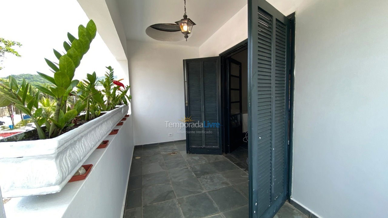 House for vacation rental in Guarujá (Praia do Pernambuco)