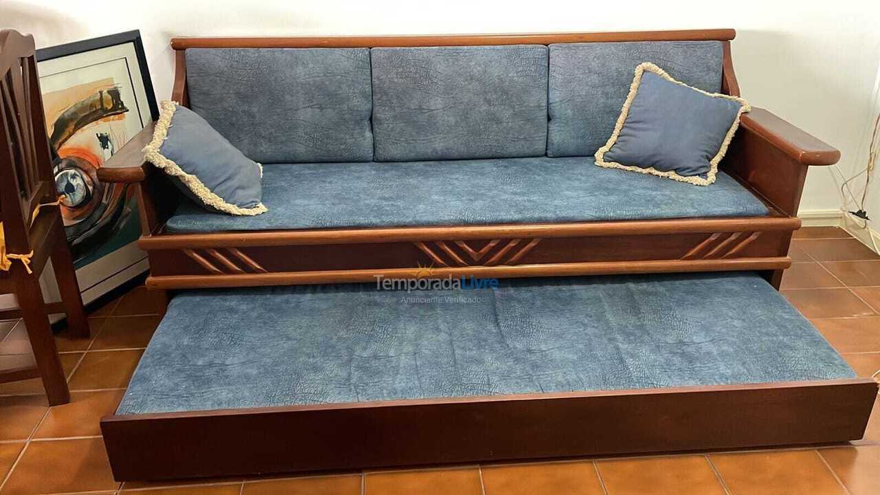 Apartamento para aluguel de temporada em Guarujá (Pitangueiras)
