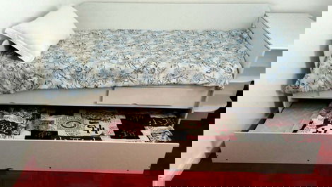 Quarto com 2 camas