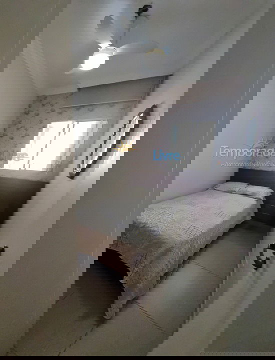 Apartamento para aluguel de temporada em Guarujá (Pitangueiras)