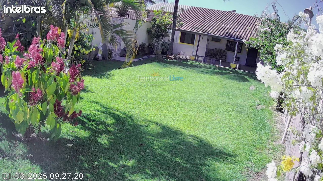 Casa para aluguel de temporada em Caraguatatuba (Praia das Palmeiras)