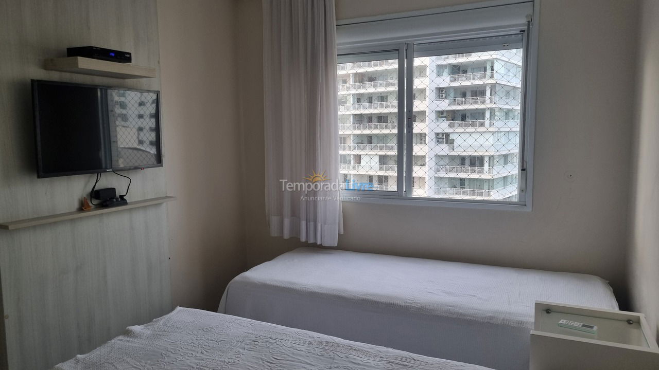 Apartment for vacation rental in Guarujá (Astúrias)