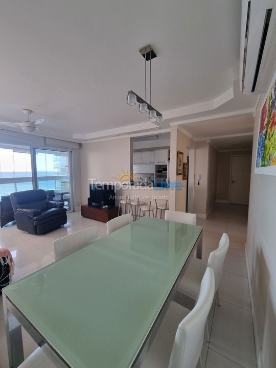 Apartment for vacation rental in Guarujá (Astúrias)