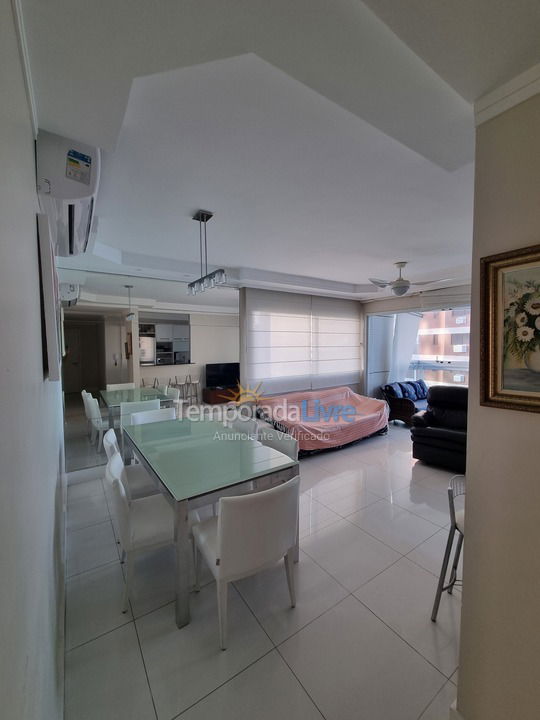 Apartment for vacation rental in Guarujá (Astúrias)