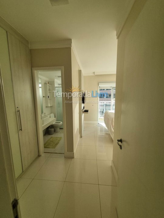 Apartment for vacation rental in Guarujá (Astúrias)