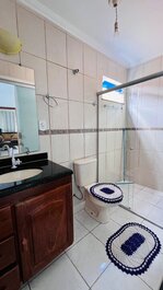 Alto Mundai Amplio apartamento de 3 habitaciones en planta baja.