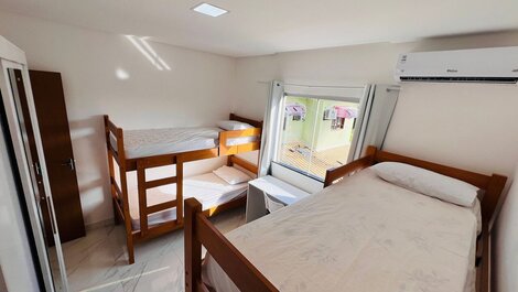 Apartamento 11 con 2/4 barrio residencial cerca de la playa