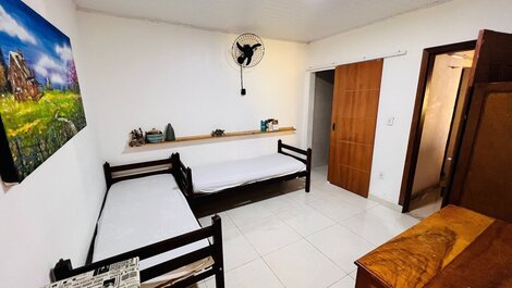 Casa individual 5 quartos 400m da praia