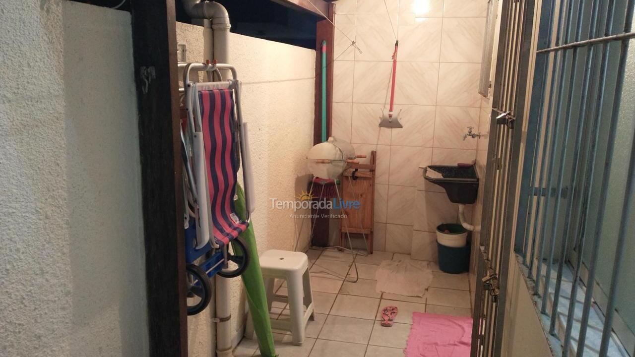 Apartamento para aluguel de temporada em Guarapari (Praia do Morro)