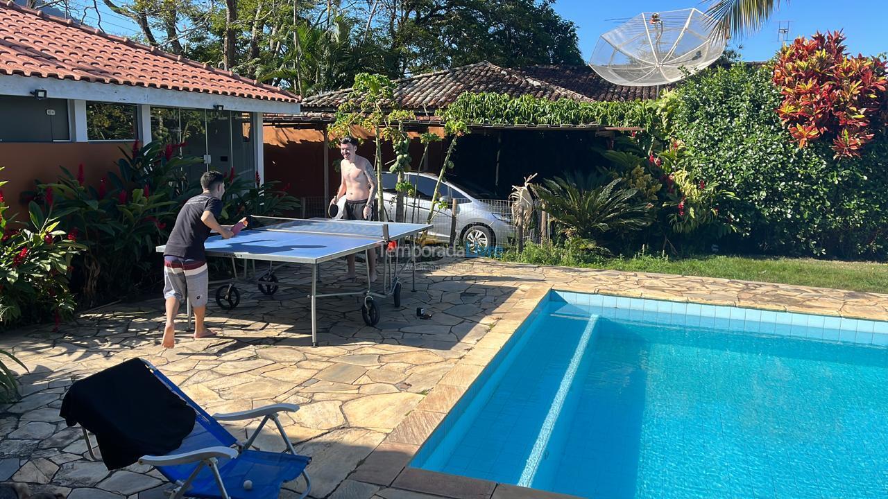 Casa para aluguel de temporada em São Sebastião (Bairro São Francisco da Praia)