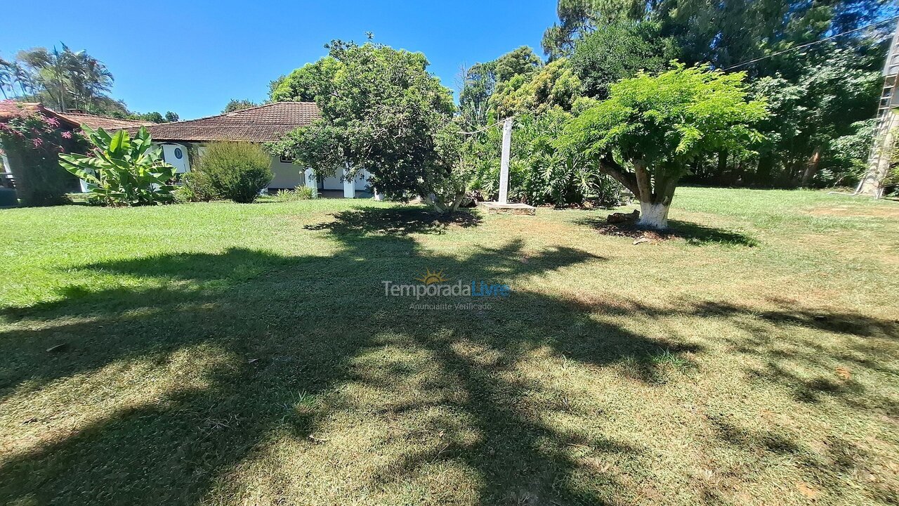 Casa para alquiler de vacaciones em Capela do Alto (Jutuba)
