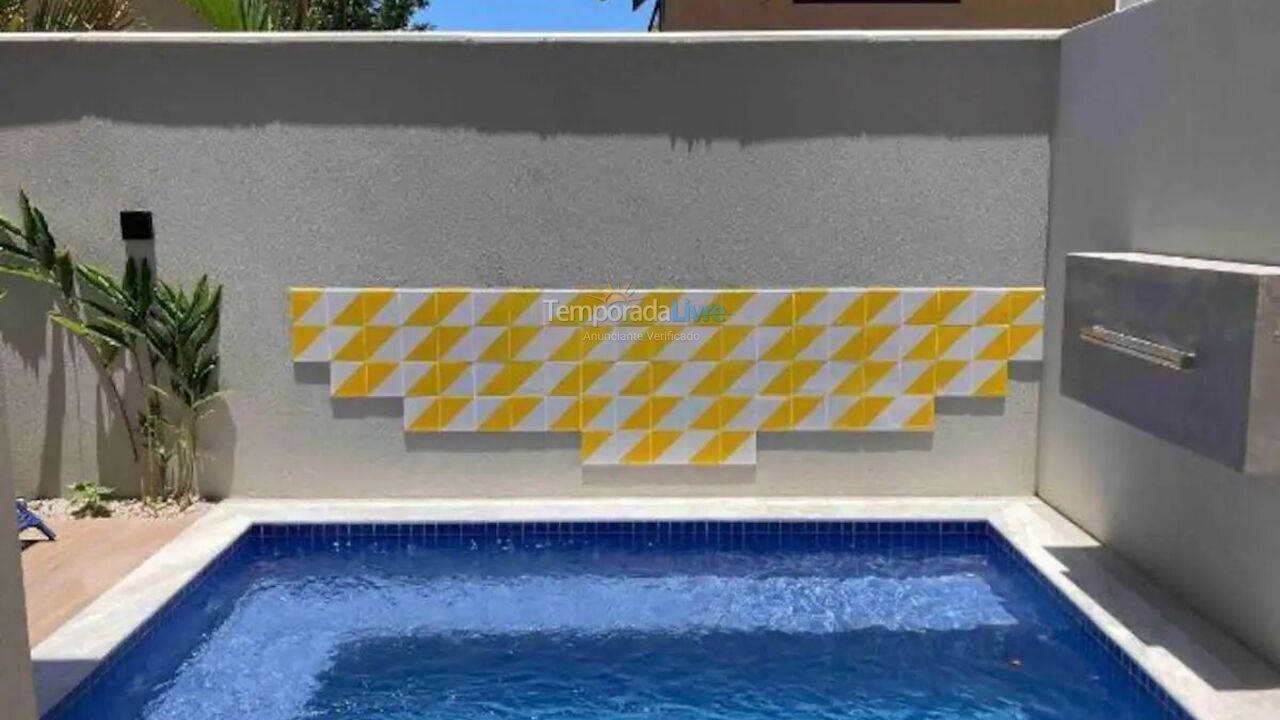 Casa para aluguel de temporada em São Sebastião (Camburi)